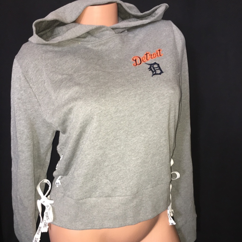 NEW PINK Victoria’s Secret DETROIT TIGERS Hoodie